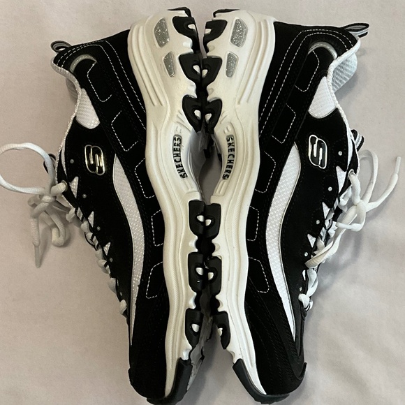 Skechers D'Lites Black & White Sneakers size 9 - Picture 6 of 9